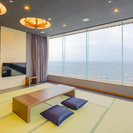 Ooedo Onsen Monogatari Premium Atami Hotel Atami  Exterior photo