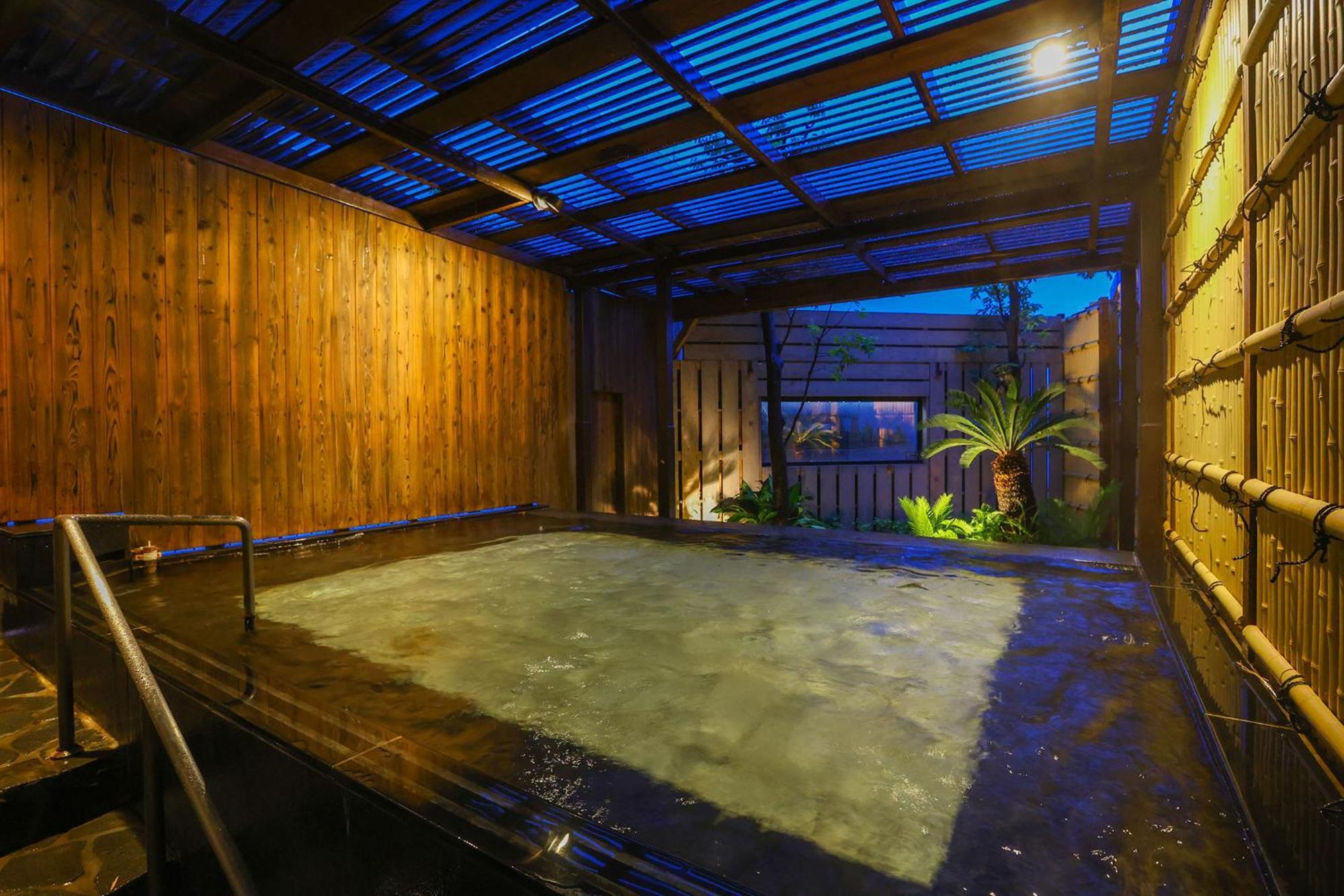 Ooedo Onsen Monogatari Premium Atami 3*