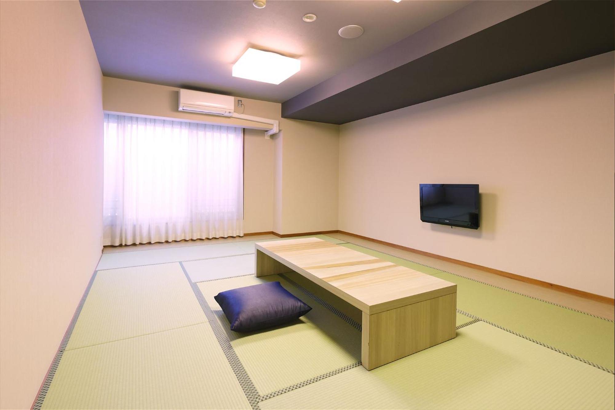 Ooedo Onsen Monogatari Premium Atami 传统日式旅馆