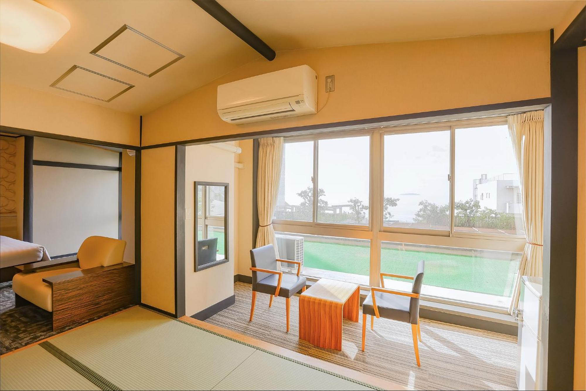 传统日式旅馆 Ooedo Onsen Monogatari Premium Atami 3*