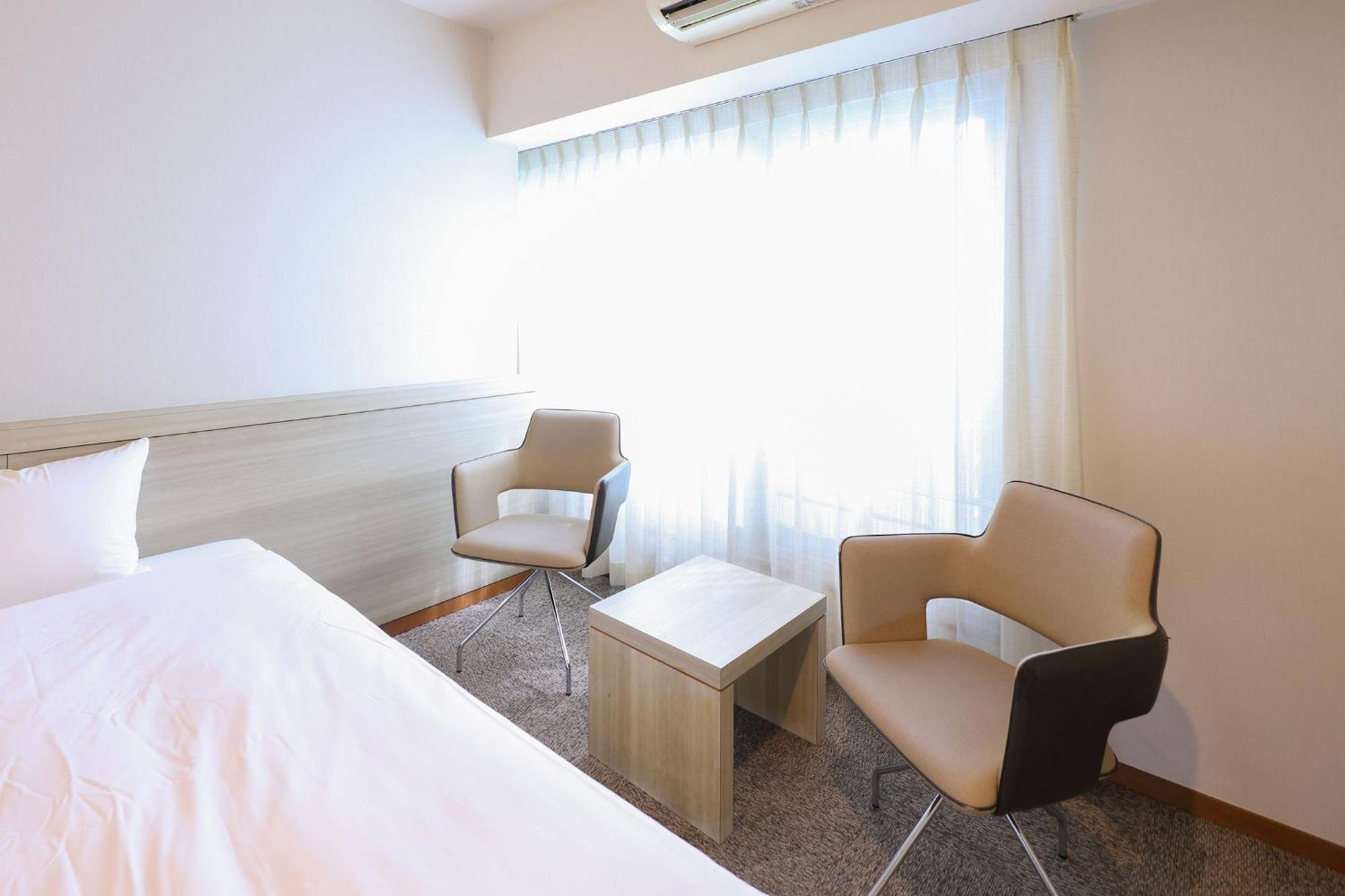 Ooedo Onsen Monogatari Premium 旅館 3*