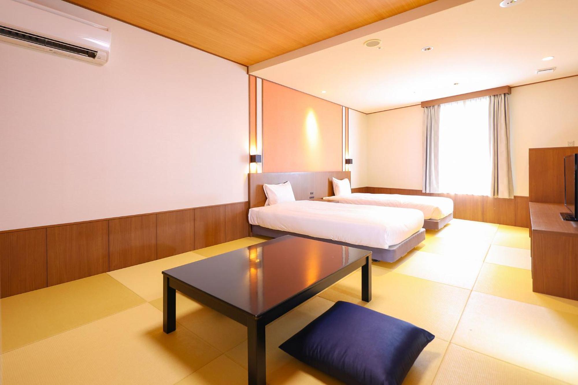 传统日式旅馆 Ooedo Onsen Monogatari Premium Atami 热海