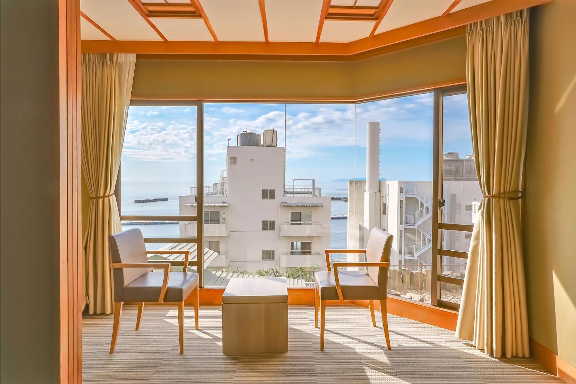 Ooedo Onsen Monogatari Premium Atami 传统日式旅馆 3*